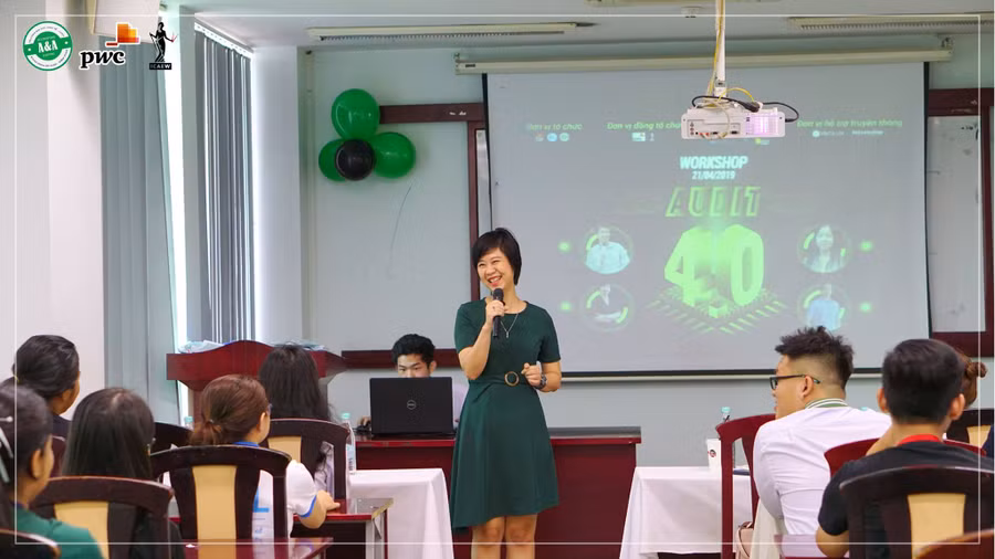 Buổi Workshop “Audit in 4.0” mang lại nhiều kiến thức cho các bạn sinh viên ngành kế toán, kiểm toán.