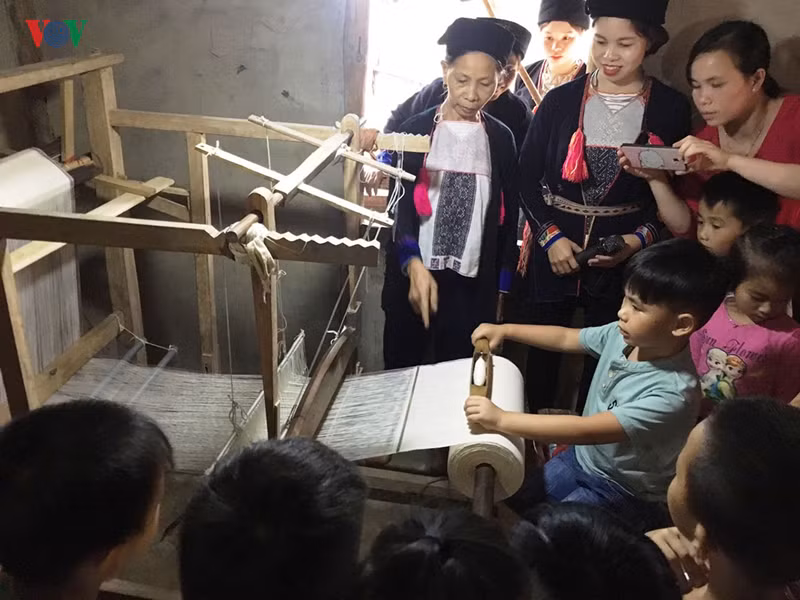 cach thuc giao duc ky nang song o truong mam non cua yen bai hinh 3