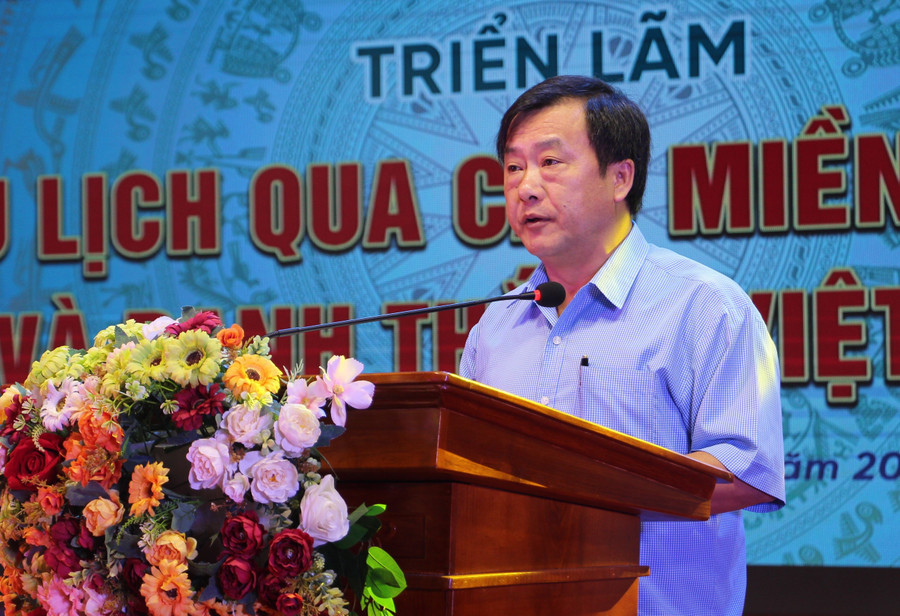 Ông Vừ A Bằng, phó chủ tịch UBND tỉnh Điện Biên phát biểu tại Triển lãm. Ông Vừ A Bằng, phó chủ tịch UBND tỉnh Điện Biên phát biểu tại Triển lãm.