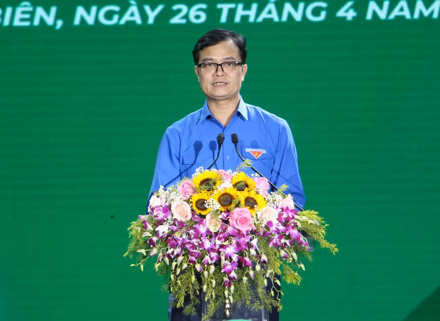 Ông Bùi Quang Huy, Bí thư thứ nhất Trung ương Đoàn phát biểu tại chương trình.
