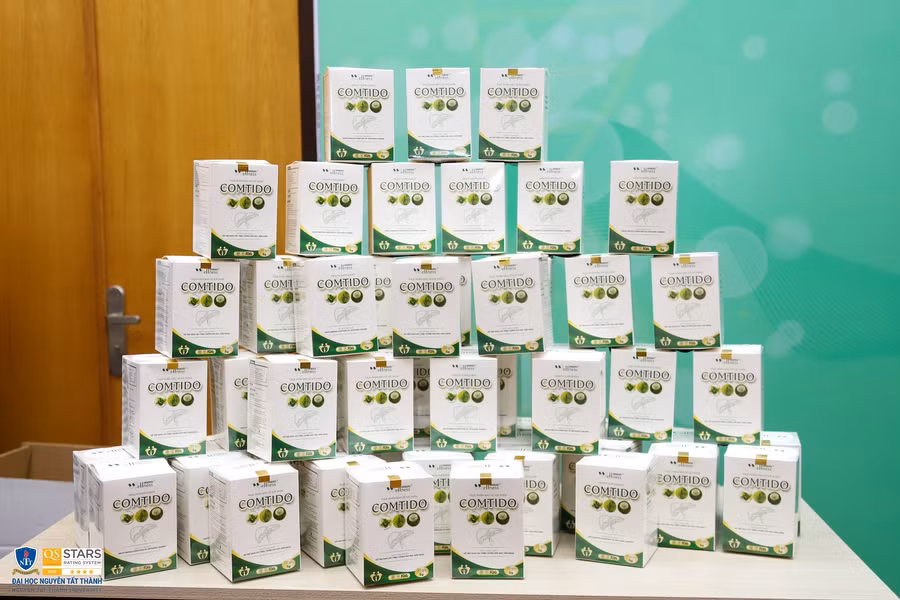 Sản phẩm trà tiêu độc COMTIDO, thành tựu nghiên cứu của sinh viên, giảng viên Trường ĐH Nguyễn Tất Thành.
