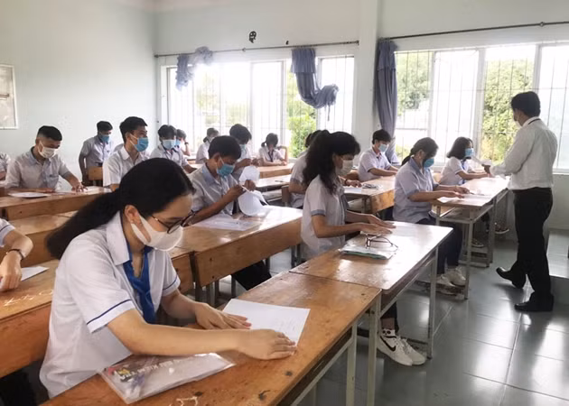 Học sinh dự thi tốt nghiệp THPT năm 2020