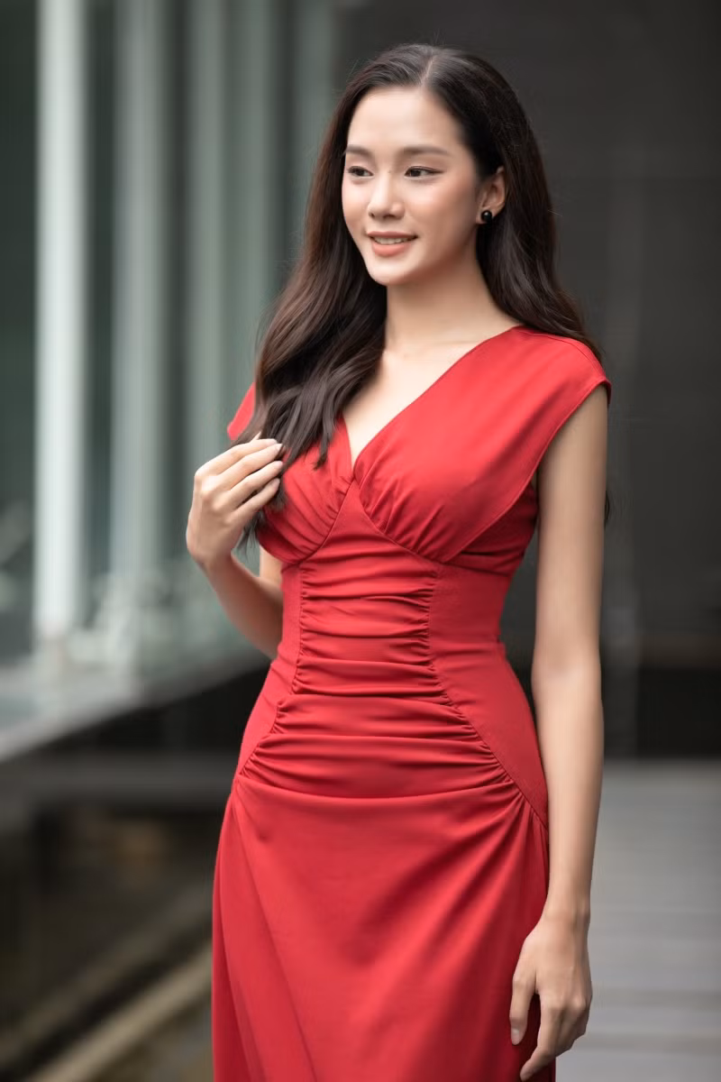 Người đẹp Bích Thuỳ - Top 10 Miss World Vietnam 2019