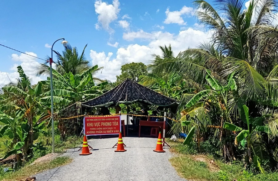 Khu vực phong tỏa tại huyện Châu Thành, Trà Vinh. Ảnh: CTV.