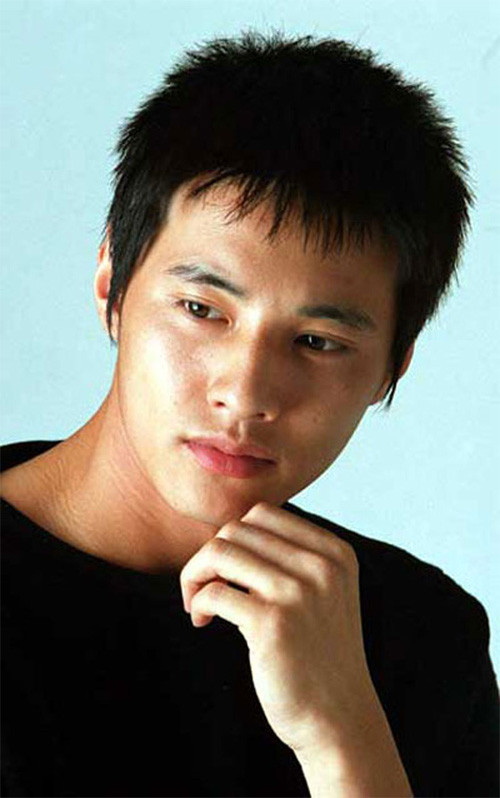 Won Bin những năm tháng thanh niên. Won Bin những năm tháng thanh niên.