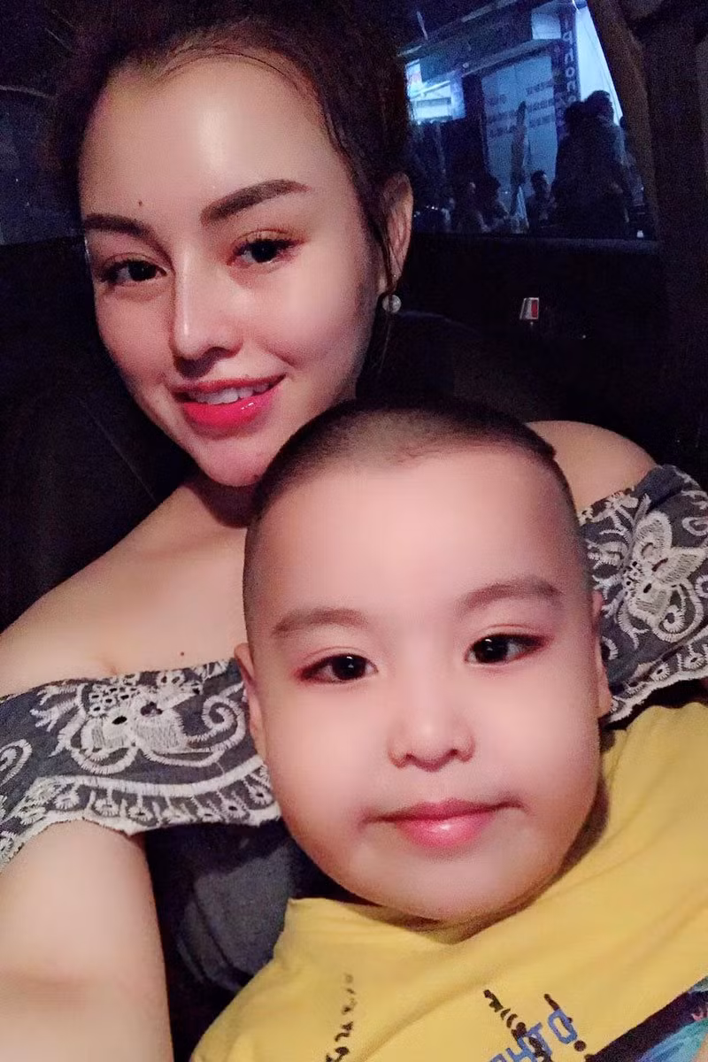 Bà mẹ bỉm sữa nổi tiếng xứ Thanh- Trần Boon