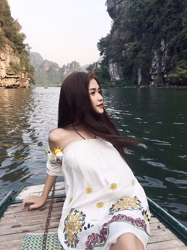  Sau nửa năm, cô giảm 13kg xuống còn 45kg nhưng cơ thể lại thiếu sức sống. 