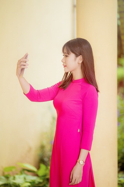 Nữ sinh học giỏi, xinh đẹp, năng động đúng chất “con nhà người ta“ ảnh 3