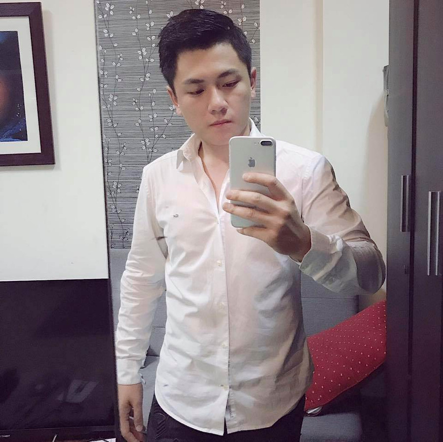 Chân dung chàng tiếp viên hàng không điển trai khiến hội chị em "mê mẩn" ảnh 4 Chân dung chàng tiếp viên hàng không điển trai khiến hội chị em "mê mẩn" ảnh 4