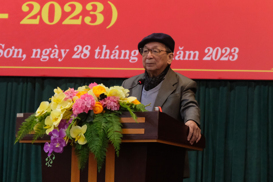 Giáo sư Trần Lâm Biền nói về di sản văn hoá Việt Nam. (Ảnh: NT). Giáo sư Trần Lâm Biền nói về di sản văn hoá Việt Nam. (Ảnh: NT).