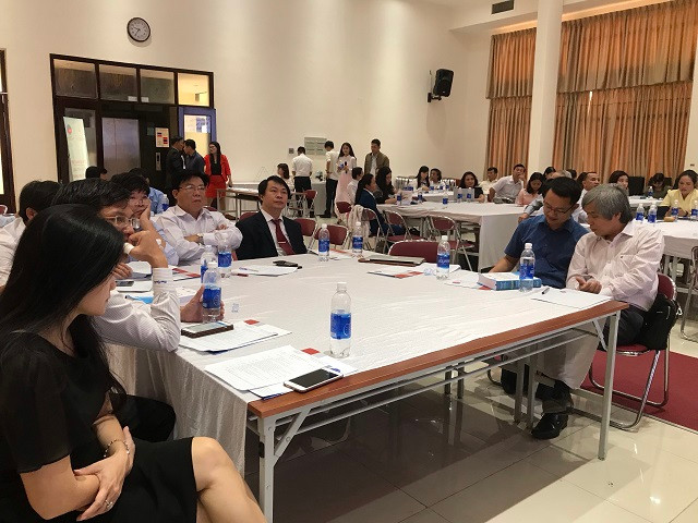 Các đại biểu trong và ngoài nước tại hội thảo