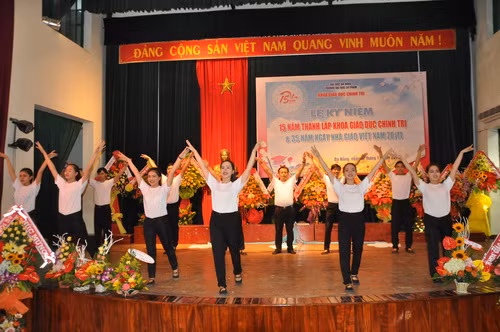 Khoa Giáo dục Chính trị (Trường ĐH Sư phạm – ĐH Đà Nẵng): Kỷ niệm 15 năm ngày thành lập