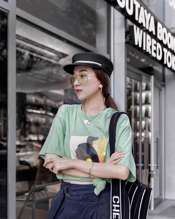 Đi chơi dịp lễ, chị em nên diện các gam màu chuẩn sành điệu này ảnh 7 may khi co dip mac dep, chi em di choi le nho dien cac gam mau nhin la thich nay - 7