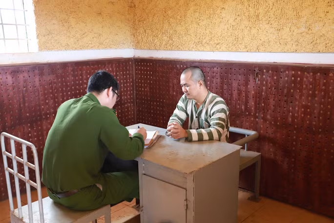 Trinh sát kể chuyện bán cà phê, đánh cá phá đường dây xăng giả của Trịnh Sướng - Ảnh 5.