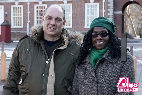 Những cặp đôi “đũa lệch” ảnh 6 vo-chong-blogtamsu (6)