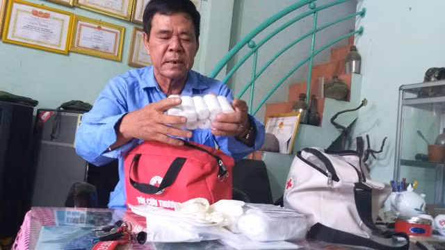 Đội xe ôm cứu thương dưới chân đèo Hải Vân - 2