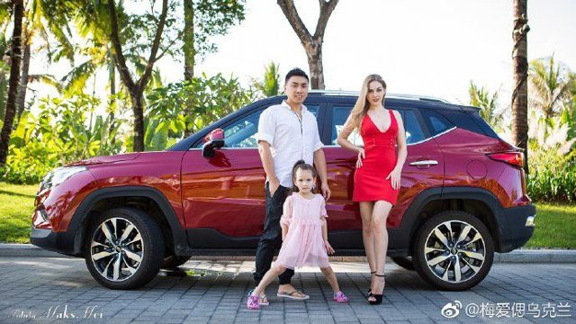Cô gái xinh như hoa hậu, cưới chàng trai “kém sắc” lớn hơn mình 12 tuổi giờ ra sao?