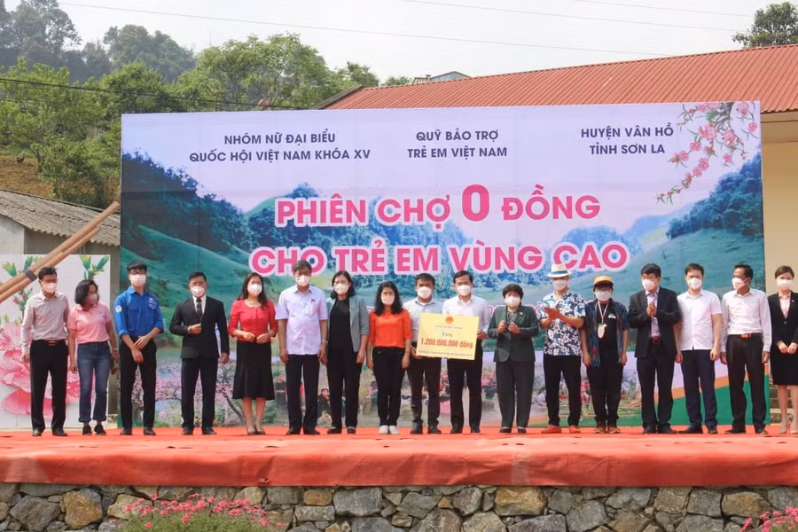 Công ty Sao Thái Dương cùng nhiều doanh nghiệp khác đã chung tay tổ chức thành công sự kiện.