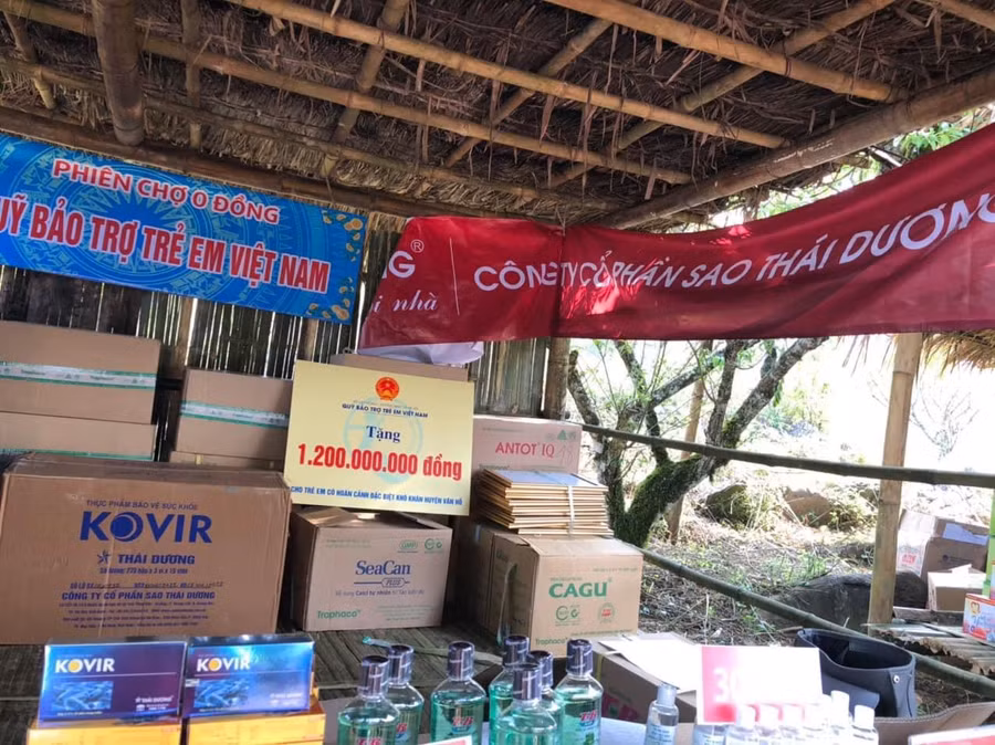 Gian hàng của công ty Sao Thái Dương