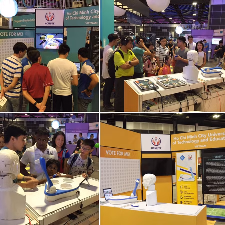 Hai sản phẩm của Trường ĐH Sư phạm Kỹ thuật TPHCM là Robot hỗ trợ việc bón thức ăn cho người già và bệnh nhân Parkinson và Hệ thống không cho người say lái xe được triển lãm tại Youth Innovation Showcase & Awards 2019. Đây là 2 sản phẩm duy nhất đại diện Việt Nam tham gia cuộc thi do chính phủ Singapore tổ chức dành cho SV và HS khu vực châu Á. Ảnh: FBNV