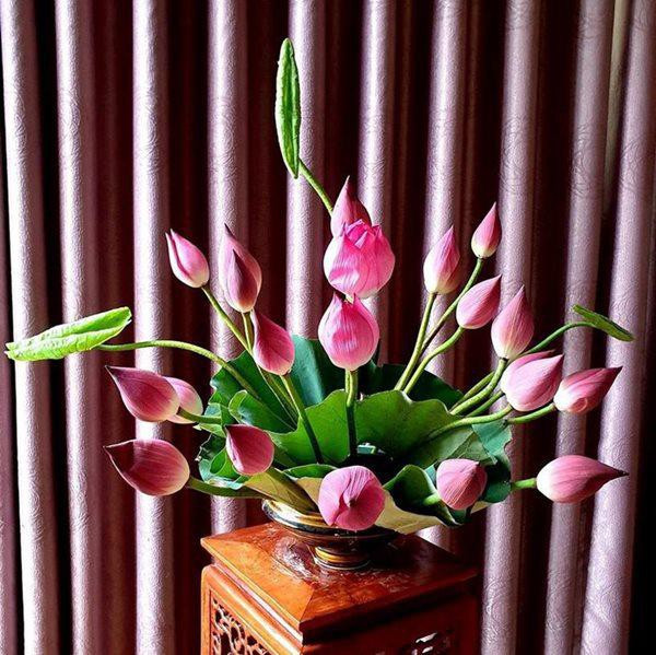 Thả 2 viên này vào bình hoa sen, chơi cả tuần không hỏng ảnh 2 Thả 2 viên này vào bình hoa sen, chơi cả tuần không hỏng ảnh 2