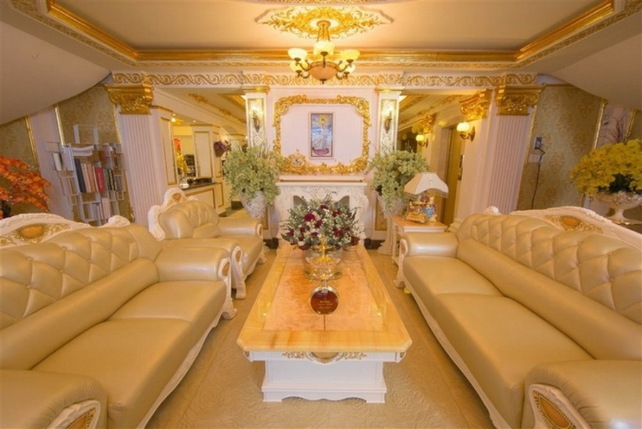 Cận cảnh biệt thự dát vàng, nguy nga như lâu đài của Lý Nhã Kỳ ảnh 5 biet-thu-dat-vang-cua-ly-nha-ky-06