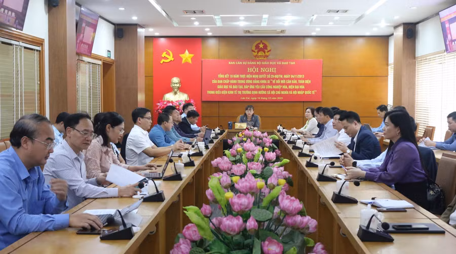 Điểm cầu Lào Cai dự Hội nghị Tổng kết 10 năm thực hiện Nghị quyết số 29.