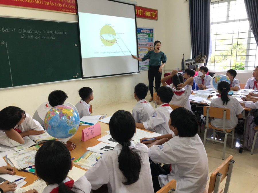 Lớp học thông minh được thành phố Lai Châu thực hiện thí điểm. Lớp học thông minh được thành phố Lai Châu thực hiện thí điểm.