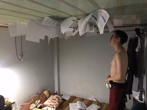 Cười ngất với muôn vàn kiểu ôn “bá đạo” của học sinh mùa thi - 2