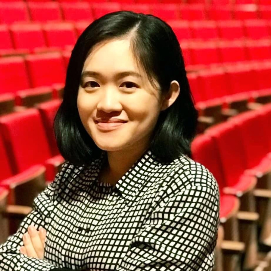 Giám tuyển nghệ thuật Trang Trịnh. Giám tuyển nghệ thuật Trang Trịnh.