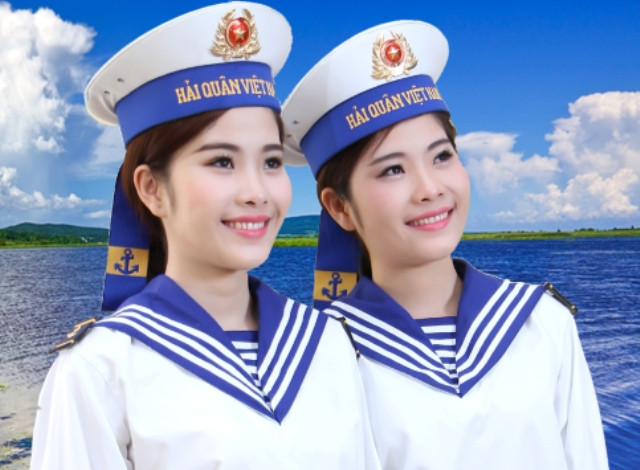 Hai chị em Nam Em.