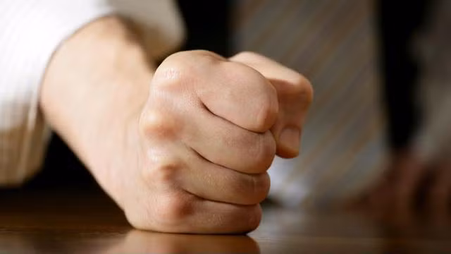 Thường xuyên nóng giận, bạn có nguy cơ mắc những căn bệnh cực nguy hiểm này ảnh 1