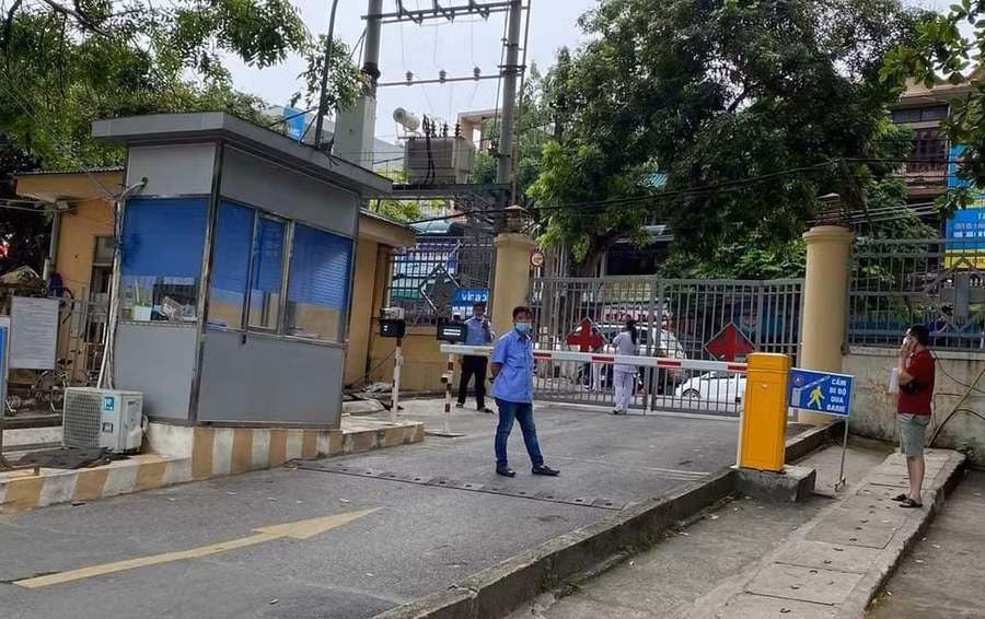 Bệnh viện Đa khoa Hòa Bình vẫn hoạt động bình thường.