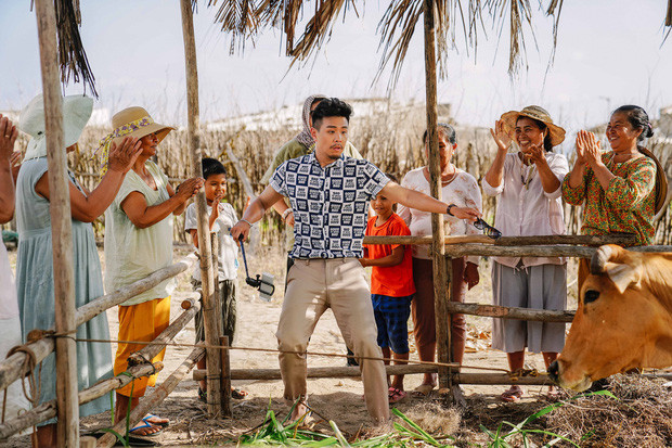 Bộ phim "Anh thầy ngôi sao" cũng được chiếu miễn phí tại tuần phim