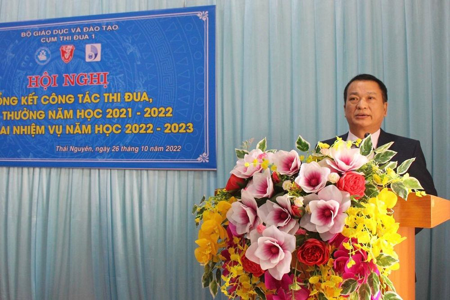 GS. TS Phạm Hồng Quang, Bí thư Đảng ủy, Chủ tịch Hội đồng Đại học Thái Nguyên. GS. TS Phạm Hồng Quang, Bí thư Đảng ủy, Chủ tịch Hội đồng Đại học Thái Nguyên.