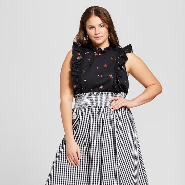 Chị em có bắp tay to, tránh xa 3 kiểu trang phục này ảnh 4 khong muon thien ha nhin thay nhuoc diem bap tay to, chi em buoc phai tranh xa 3 mon nay! - 5