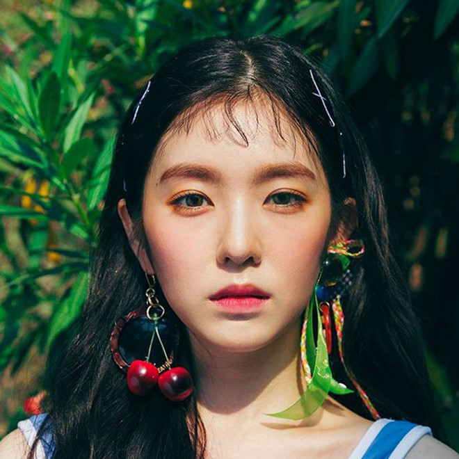 Cô nàng Irene (thành viên nhóm Red Velvet) rất chuộng tóc mái “hành tây”
