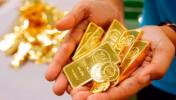 Giá vàng hôm nay loanh quanh ngưỡng 67 triệu đồng