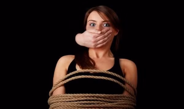 Nữ sinh dàn cảnh bị bắt cóc để “tống tiền” bố mẹ