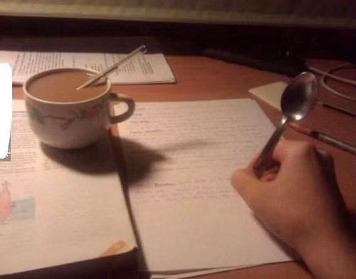 Cố quá thành quá cố. Cố quá thành quá cố.