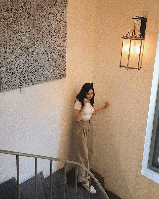 Nàng Á hậu được ví là bản sao của Hà Tăng: Style chỉ toàn màu đen - trắng nhưng sang chảnh như tiểu thư nhà trâm anh thế phiệt - Ảnh 11.