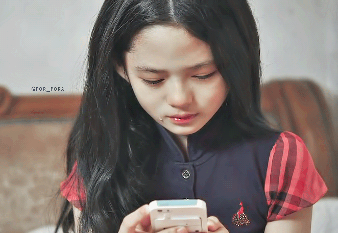 Chân dung của diễn viên nhí phim đồng tính nữ The Handmaiden được cho là huyền thoại nhan sắc mới - Ảnh 15. Chân dung của diễn viên nhí phim đồng tính nữ The Handmaiden được cho là huyền thoại nhan sắc mới - Ảnh 15.