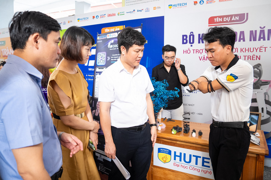 'Cụt yêu đời' Nguyễn Ngọc Nhứt giành Quán quân HUTECH Startup Wings 2024