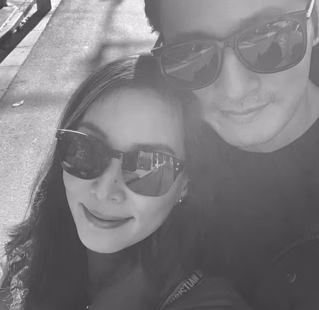 Bà xã Jang Dong Gun khoe ảnh hiếm hoi của hai vợ chồng ảnh 1