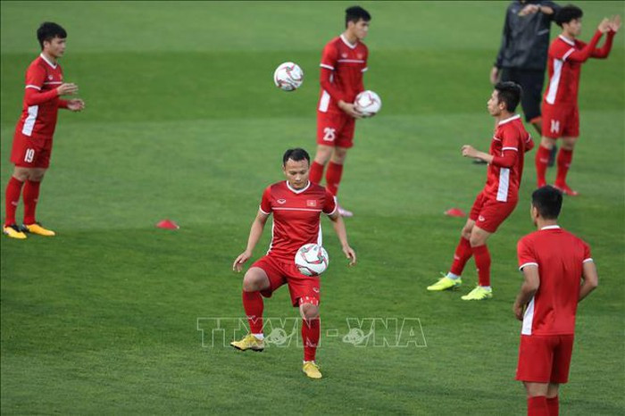 Asian Cup: Đội tuyển Việt Nam chuẩn bị kỹ lưỡng cho cuộc đối đầu với Iraq ngày 8/1 ảnh 6