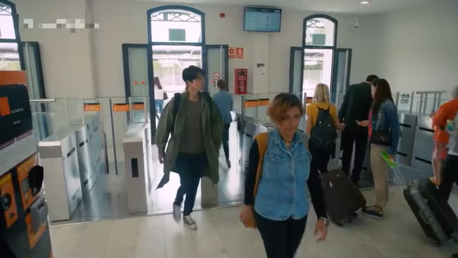 Khán giả bất ngờ phát hiện sạn cực lớn trong phim của Hyun Bin và Park Shin Hye? - Ảnh 3. Khán giả bất ngờ phát hiện sạn cực lớn trong phim của Hyun Bin và Park Shin Hye? - Ảnh 3.