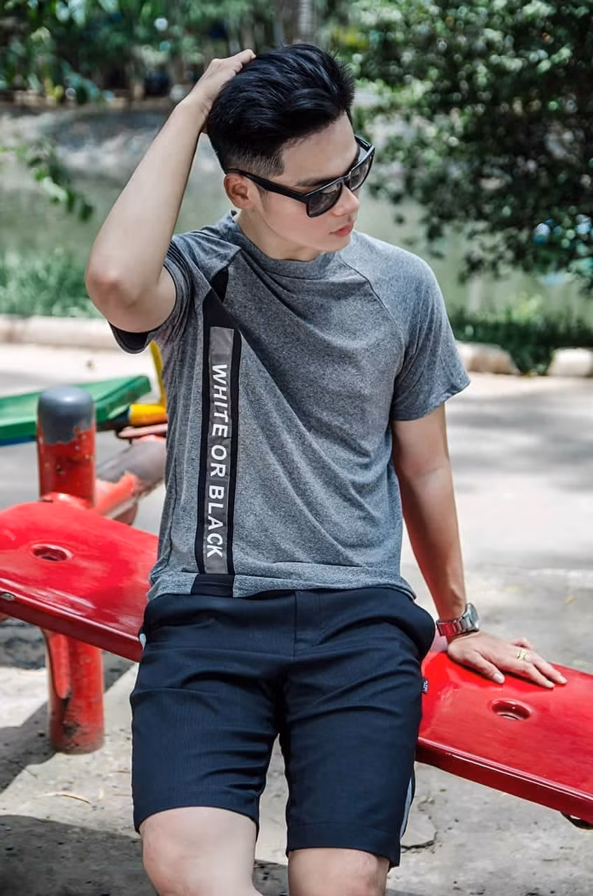 Chàng nhân viên ngân hàng điển trai, dáng đẹp chuẩn người mẫu ảnh 8