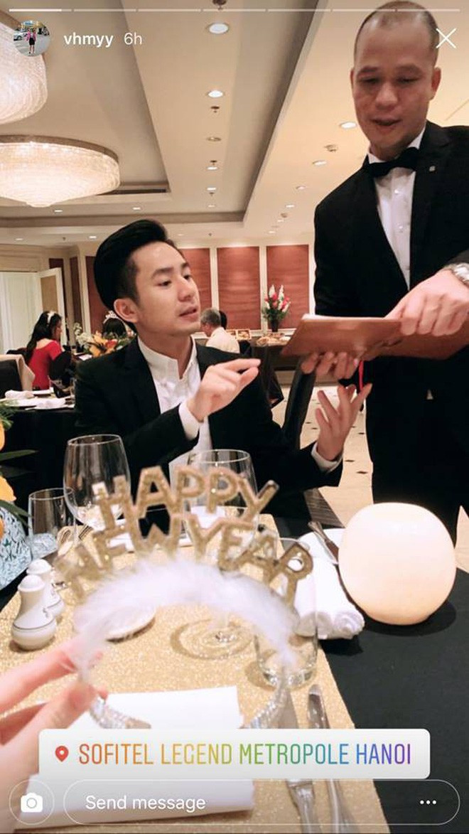 Tiệc năm mới của Rich Kid Việt: Hội em chồng Hà Tăng dẫn đầu về độ sang chảnh ảnh 11 Tiệc năm mới của Rich Kid Việt: Hội em chồng Hà Tăng dẫn đầu về độ sang chảnh ảnh 11