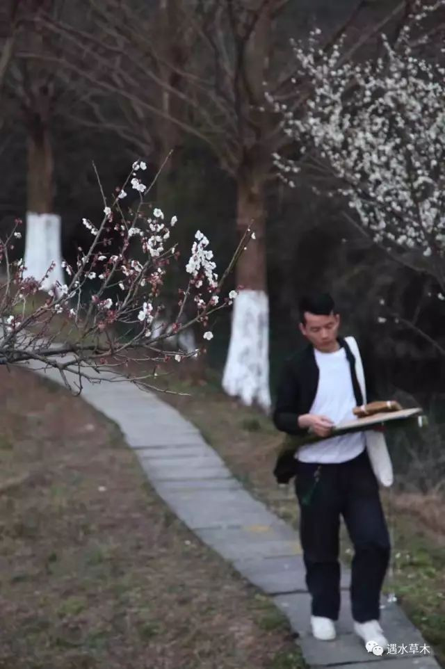 Cuộc sống thần tiên của chàng trai độc thân trong căn biệt thự cổ rộng 300m² ở vùng quê yên bình - Ảnh 3. Cuộc sống thần tiên của chàng trai độc thân trong căn biệt thự cổ rộng 300m² ở vùng quê yên bình - Ảnh 3.