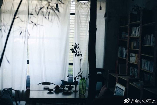 Cuộc sống thần tiên của chàng trai độc thân trong căn biệt thự cổ rộng 300m² ở vùng quê yên bình - Ảnh 14. Cuộc sống thần tiên của chàng trai độc thân trong căn biệt thự cổ rộng 300m² ở vùng quê yên bình - Ảnh 14.